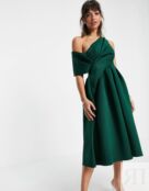 Зеленое платье миди для выпускного с открытыми плечами ASOS DESIGN