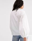 Белая хлопковая рубашка с длинными рукавами и объемными рукавами ASOS DESIG