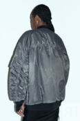 Куртка-бомбер oversize с накладными карманами Befree