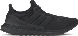 Кроссовки Adidas UltraBoost 1.0 Retro 'Triple Black' 2020, черный