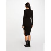 Платье-пуловер облегающее со шлицей пуговицами и длинными рукавами  S черны