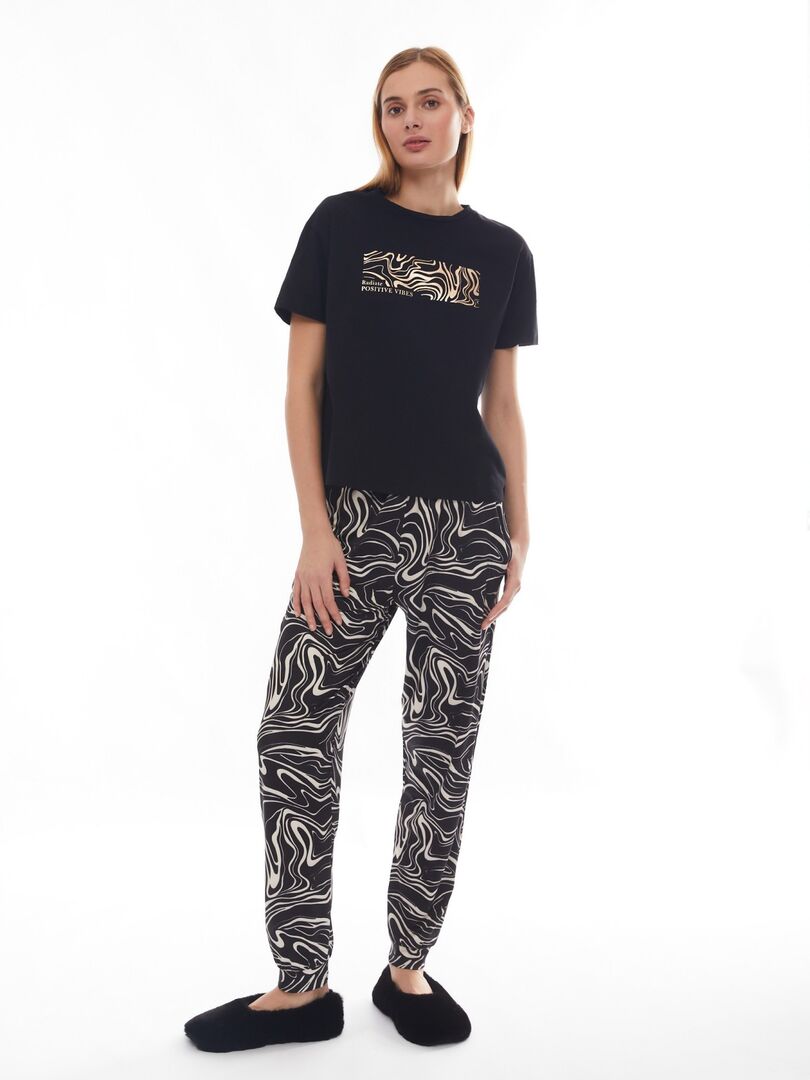 Домашний пижамный комплект (футболка и штаны) zolla