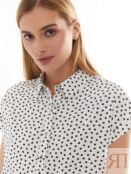 Принтованная блузка-рубашка с коротким рукавом zolla