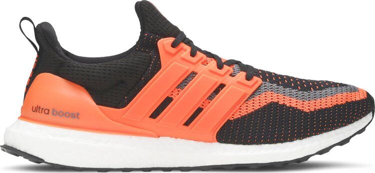 Кроссовки Adidas Juventus FC x UltraBoost DNA 'Football Pack', оранжевый FZ3624 | Orange фото 1