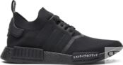 Кроссовки Adidas NMD_R1 Primeknit 'Japan Triple Black', черный BZ0220 | Black фото 1