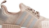 Кроссовки Adidas Wmns NMD_R1 'Chalk Pearl', кремовый CQ2012 | Cream фото 2