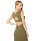 Платье BCBGeneration, Knit Cross-Back Midi Dress 9624308 | Olive фото 3