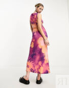 Разноцветное платье макси с разрезным вырезом и принтом Digi Blur COLLUSION